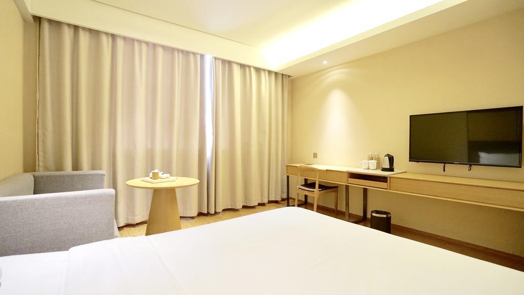 Ji Hotel Shanghai Oriental Pearl Tower מראה חיצוני תמונה